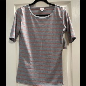 LuLaRoe Gigi fitted top